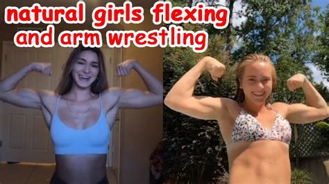 GIRLS FLEXING BICEPS AND ARM WRESTLING! Accordi - Chordify