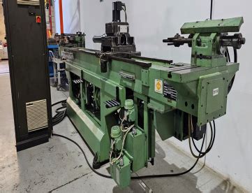 CURVADORA DE TUBOS CNC BLM 842 42 MM ANO 1997 Operatrix