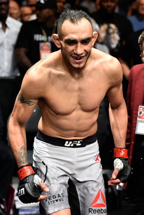 Tony Ferguson Prepares To Enter The Octagon Prior To His Interim Ufc