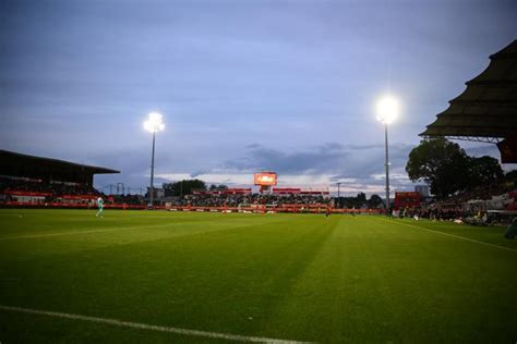 Foot Le FC Rouen National Finalement Repris Par Un Homme D Affaires