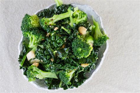 Sauteed Kale And Broccoli With Ghee And Almonds Thevidawell Sauteed Kale Broccoli Healthy