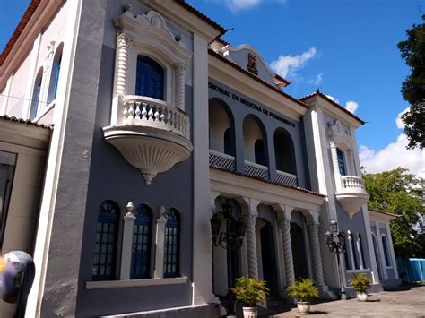 Caminhada Apresenta Arquitetura Neocolonial Do Recife Revista