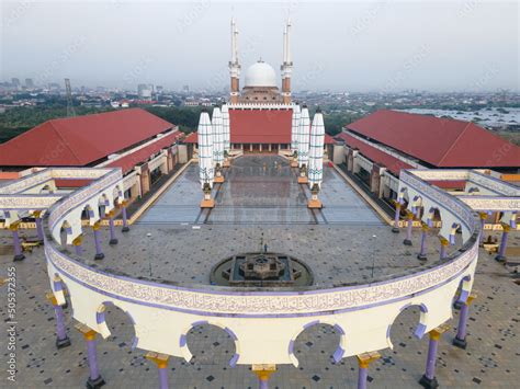 Semarang, Indonesia - Mar 25 2022 : Aerial photo of Grand Mosque of Middle Java (Masjid Agung ...