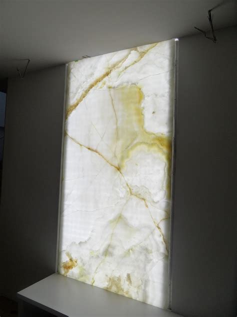 20+ Onyx Marble Wall Design