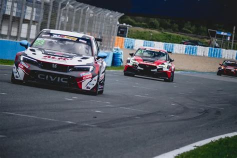 Tcr Spain Winter Series Victoria Y T Tulo Para Ignacio Montenegro