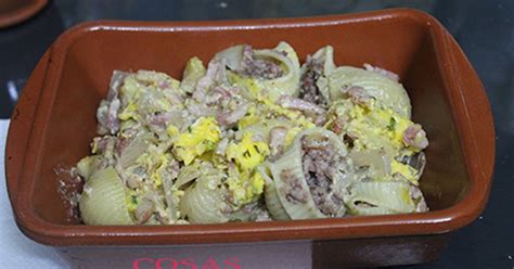 Caracoles de pasta rellenos de jamón cocido y foie gras Receta de