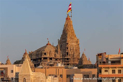 Divine Vibes And Melodious Chants At Shree Dwarkadhish Temple Thrilling