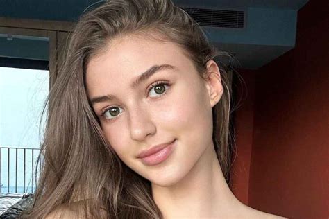 Olivia Casta Bio Career Age Height And Weight Net Worth And More Lekgh Top In News Tech