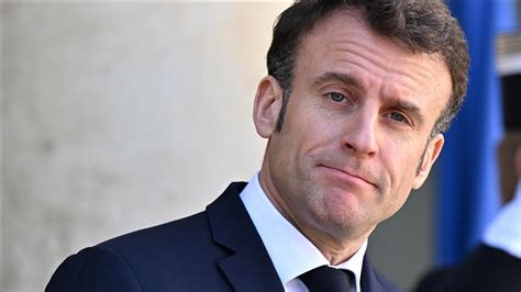 French president visits eastern towns amid boos over pension reform