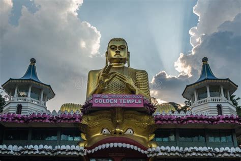 Golden Temple of Dambulla editorial stock image. Image of landmark ...