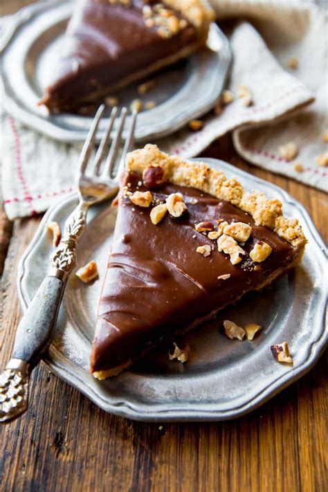 Nutella Tart With Toasted Hazelnut Crust Sallys Baking Addiction