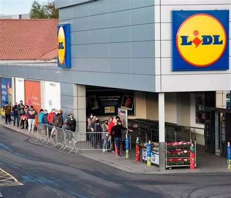 Scotland S Biggest Lidl Opens In Edinburgh First Look As Customers