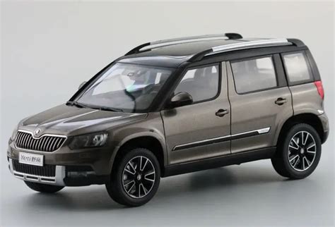 118 Diecast Model For Skoda Yeti 2015 Brown Suv Alloy Toy Car