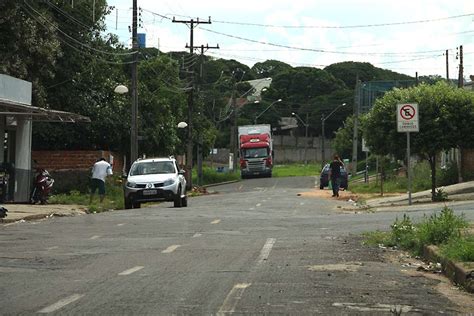 Moradores Pedem Quebra Molas Em Rua Ap S Atropelamento De Segunda