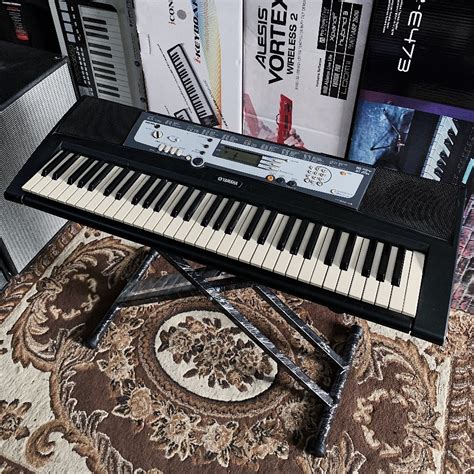 Jual BILLY MUSIK Keyboard Yamaha PSR E213 Dengan Fitur Listen Learn