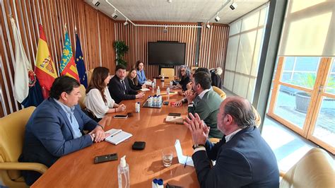 Alicante refuerza su alianza con el turismo y fija reuniones periódicas