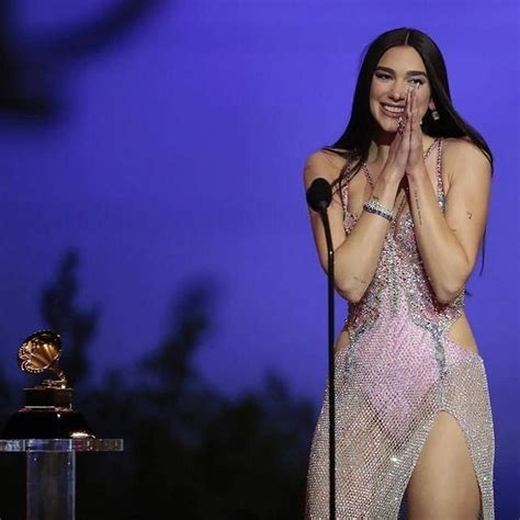 Dua Lipa On Instagram Dua Es La Primera Artista De Esta D Cada En