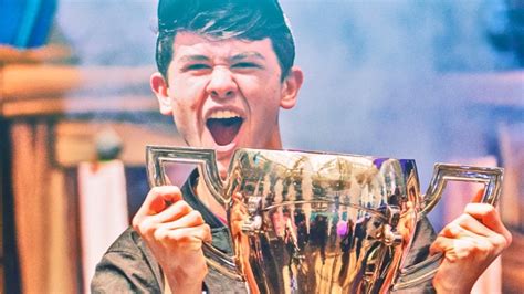 Bugha Wins First Ever Fortnite World Cup Solos Final At 16 Years Old