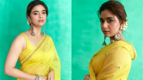 Keerthy Suresh Wows In Yellow Saree With Bindi And Gajra Checkout Photos