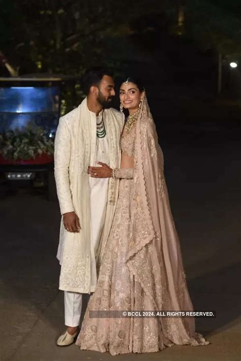 First Pictures Of KL Rahul And Athiya Shetty S Wedding Are Out Take A