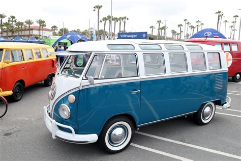 Vintage VW Bus Restomod: Electric VW Bus Kindred Motorworks, 40% OFF