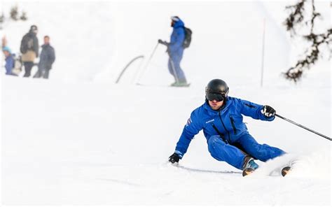 Andermatt Ski School | Altitude Ski and Snowboard School