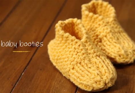 How to Knit Baby Booties (in 1 Hour!) | Knitting Women