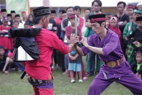 Tradisi Berebut Dandang Di Bekasi Jawa Barat Warisan Budaya Yang