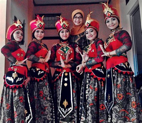 Gendewo Pinentang Traditionaldance Kostum Tari Ide Kostum Kostum