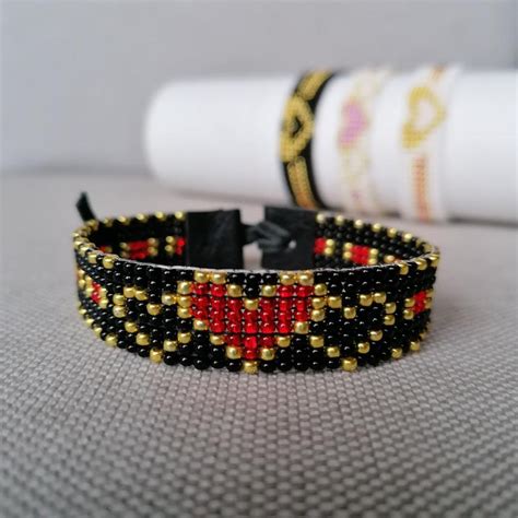 Red Heart Braceletheart Beaded Braceletvalentine T For Etsy Beaded Bracelets Beaded