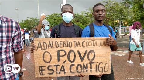 Angola Ativistas prometem queixa crime contra a Polícia DW 14 04 2021