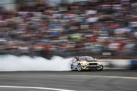 RTR Mustang Wins at Formula Drift Seattle - autoevolution