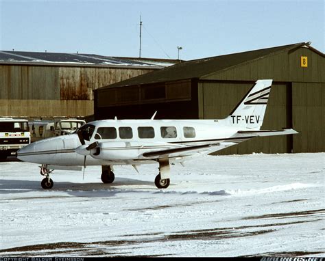 Piper PA-31-350 Chieftain - Untitled | Aviation Photo #1607759 ...