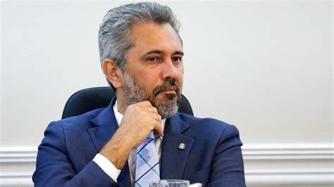 O que esperar da reforma de Elmano Henrique Araújo OPOVO