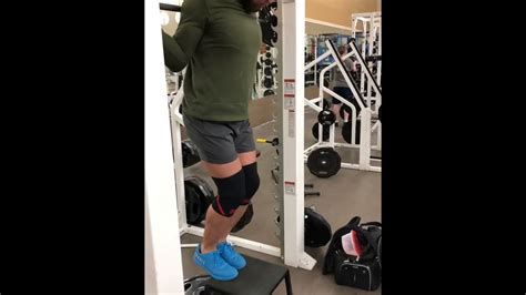 Exercise Tutorial How To Grow Bigger Quads Youtube