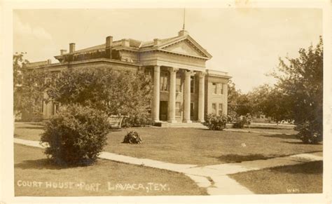 126 Calhoun County - 254 Texas Courthouses