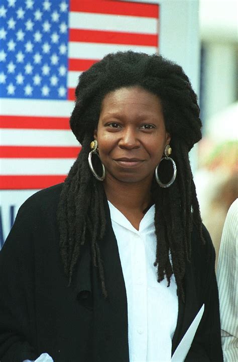 Whoopi Goldberg New Hairstyle Wavy Haircut