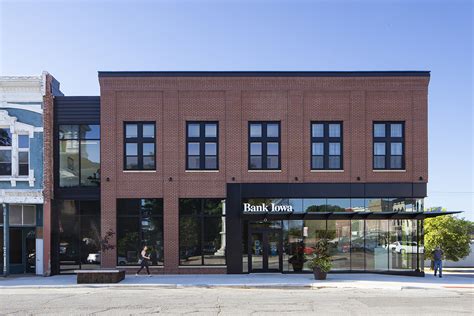 Bank Iowa - Alley Poyner Macchietto Architecture