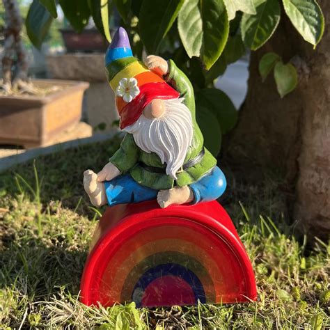 Cynice Garden Gnome Statue Resin Yoga Gnomes Figurine With Rainbow