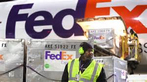 Average Hourly Pay and Employee Benefits at FedEx 35