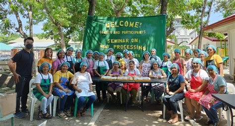 Dti Tarlac Holds Meat Processing Empanada Making Trainings In Moncada