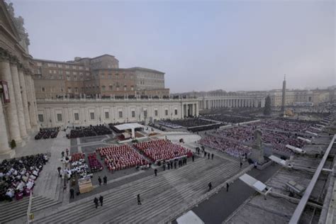 Pope Francis Approves Simpler Quicker Procedures For Papal Funerals