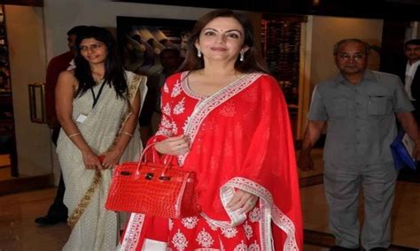 Nita Ambani Lifestyle नीता अंबानी की ऐसी लग्जरी जिंदगी पहले नहीं थी