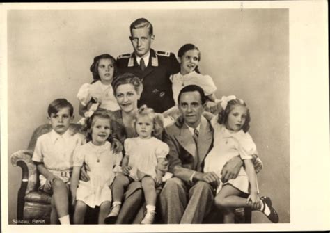 Ansichtskarte Postkarte Joseph Und Magda Goebbels Mit Akpool De