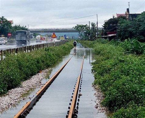 Đường sắt Hà Nội - Lào Cai đã được khôi phục lại sau mưa lũ - Vận ...