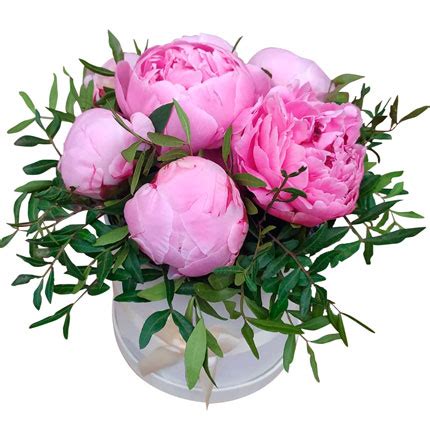 Цветы в коробке - купить в Киеве. Заказать букет в коробке на Flowers.ua