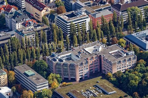 München aus der Vogelperspektive Gebäude der Universität LMU im