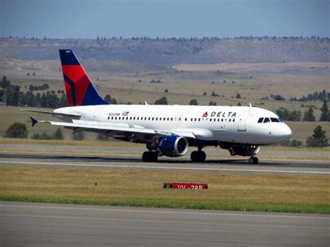 Airport Worker Dies In San Antonio After Being Sucked Into Delta Jet