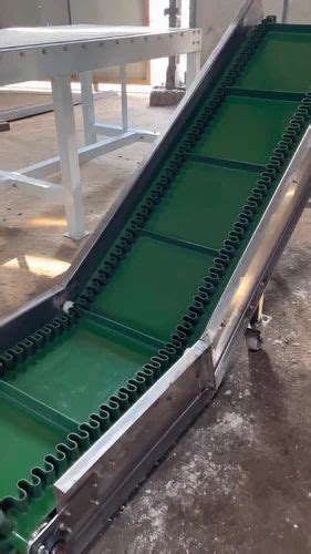 Mild Steel Z Type Inclined Belt Conveyor Model Namenumber Vci Zc Capacity 50 Kg Per Meter