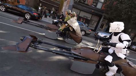 Video Star Wars Fans Built Amazing Working Speeder Bike Costumes